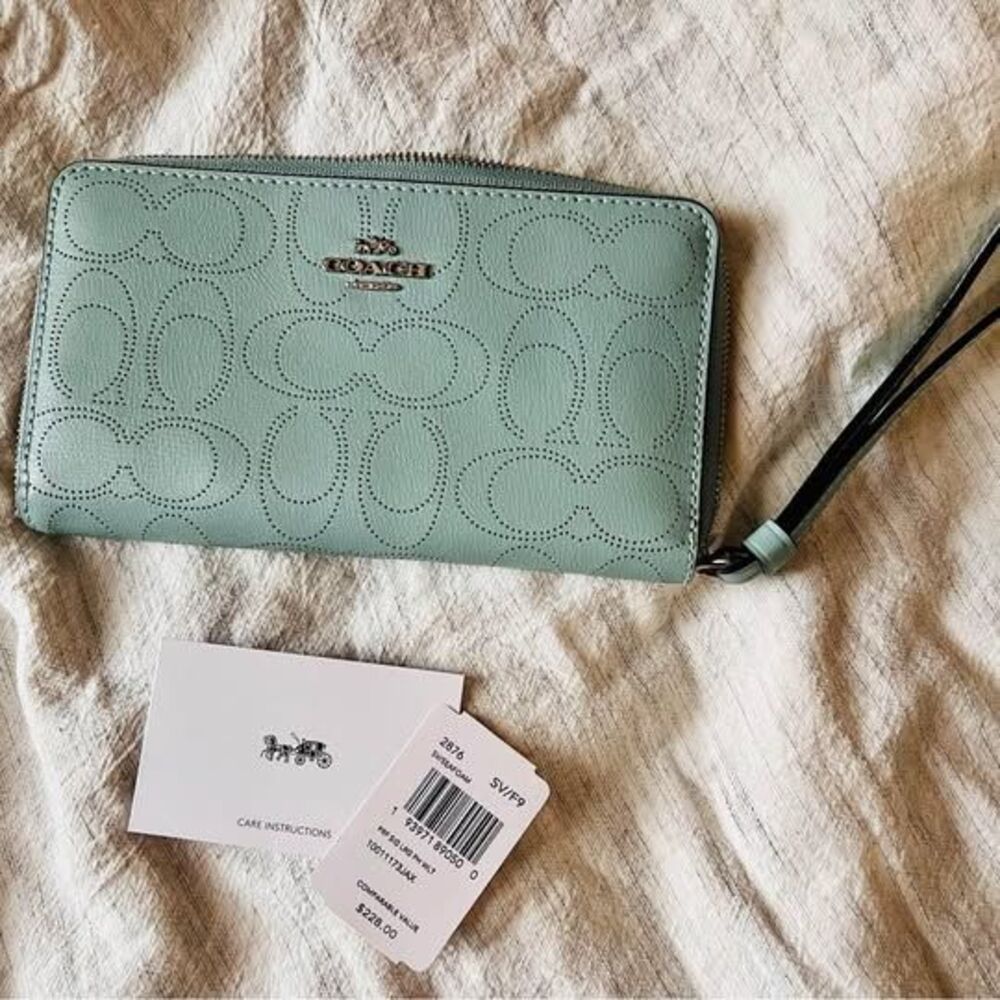 Coach Wristlet Wallet